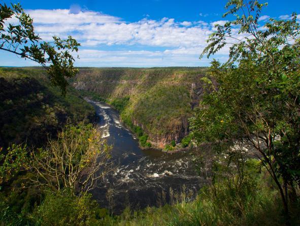 Pondoro Game Lodge - Landscape 